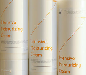 Ultra Moisturizing Cream (Intensive Moisturizing Cream) Moisturiser by DERMABELL PRO