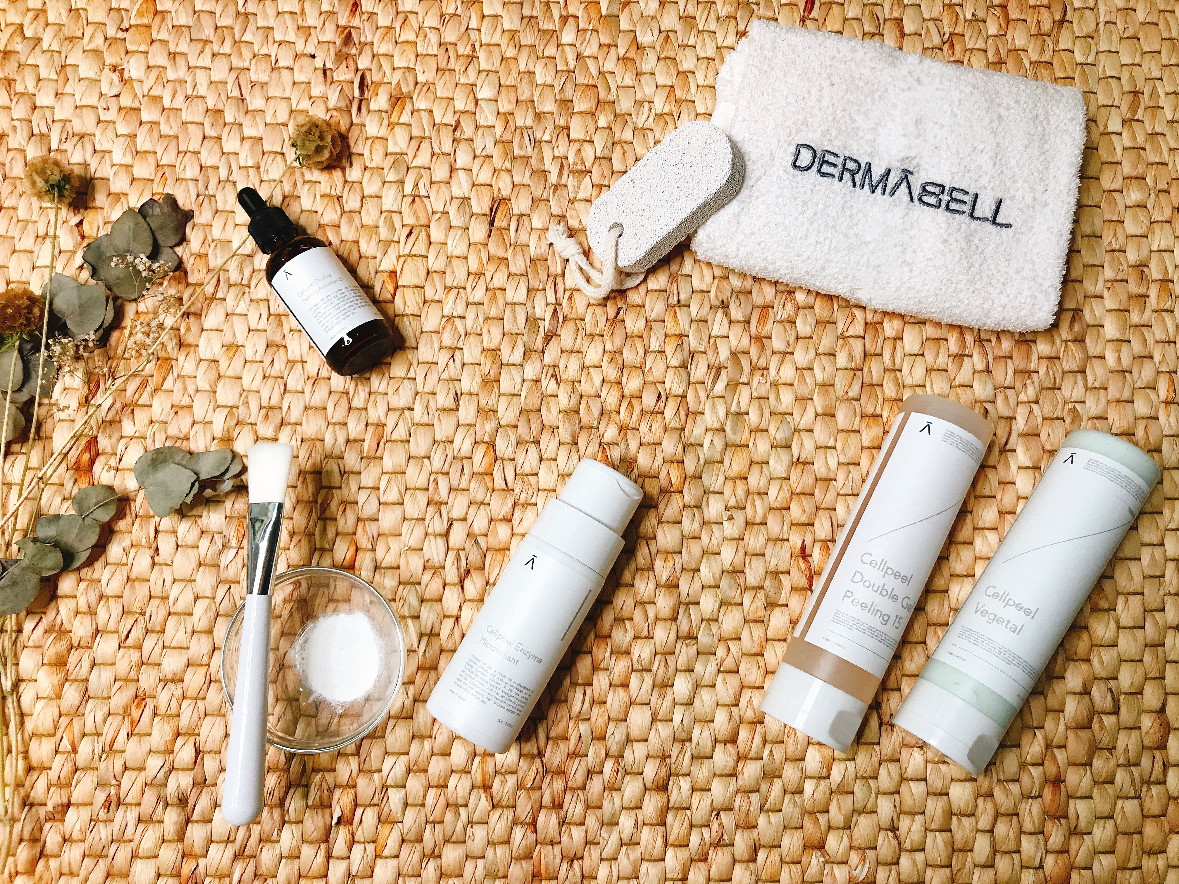 Cellpeel Enzyme Microfoliant Peeling by DERMABELL PRO. Kbeauty. Singapore. Malaysia. Skincare. Cosmeceutical. Cosmetics. Professional. Dermatologist.